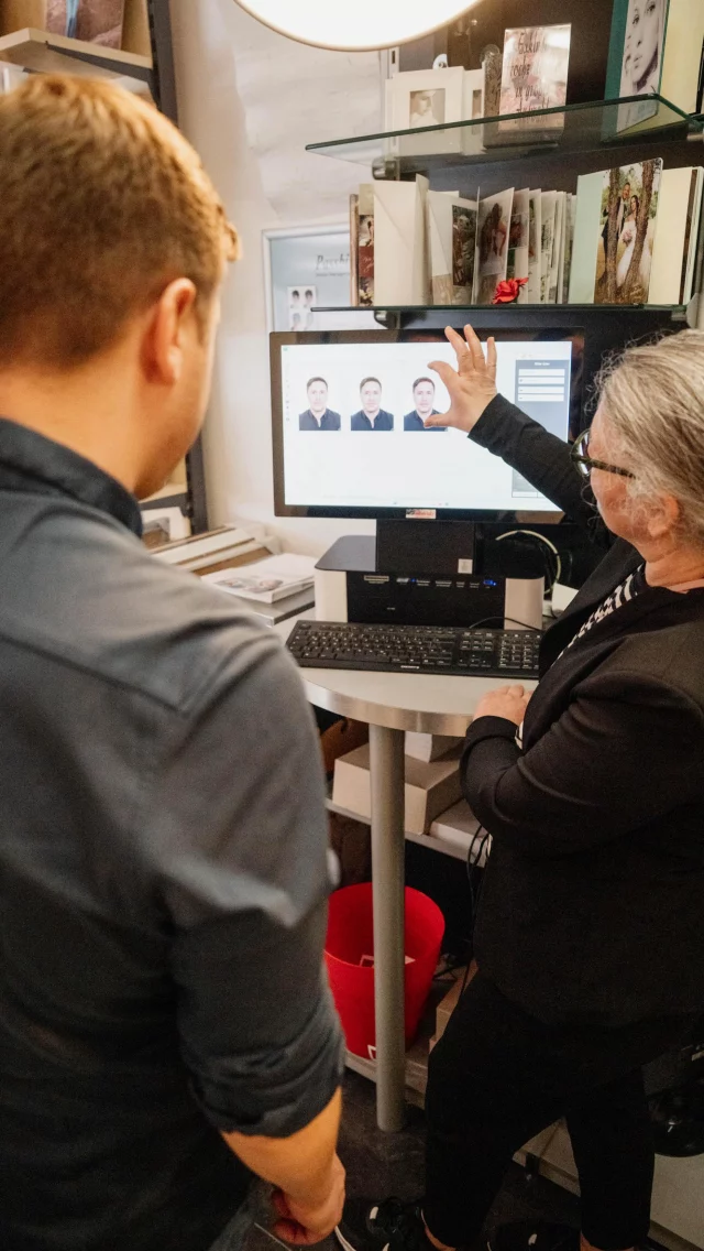 Vor Ort kaufen, Innenstädte stärken ❤️

Heute war ich in Homburg bei inhabergeführten Einzelhändlern unterwegs – hier steht der Betreiber wirklich noch selbst im Laden. Genau das macht den Unterschied: persönliche Beratung, ehrliche Gespräche und ein Angebot, das kein Onlineshop ersetzen kann.

Die Herausforderungen sind groß: von der Rückzahlung von Teilen der Corona-Hilfen bis hin zu spürbarer Kaufzurückhaltung in unsicheren Zeiten. Umso wichtiger ist es, dass wir unsere lokalen Geschäfte unterstützen. Wir dürfen in der Politik nicht immer nur auf die großen Konzerne schauen – diese Läden sind entscheidend für unsere Heimat.

👉 Wer lebendige Innenstädte will, muss vor Ort einkaufen.

Lasst uns gemeinsam unsere Heimat stark halten! 💪

#Homburg #Einzelhandel #Innenstadt #Heimat