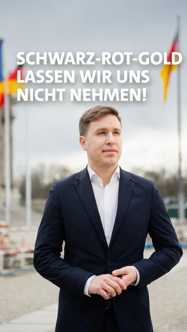 🇩🇪 Schwarz-Rot-Gold gehört uns allen.

@boris.pistorius hat recht: Unsere Nationalfarben und unsere Hymne gehören in die Mitte unserer Gesellschaft – und wir dürfen sie niemals den Rechtsextremen überlassen.

Wer für Demokratie, Freiheit und unser Grundgesetz einsteht, darf das mit Stolz auf unser Land verbinden. Genau deshalb sollten Demokratinnen und Demokraten unsere Symbole selbstbewusst zeigen.